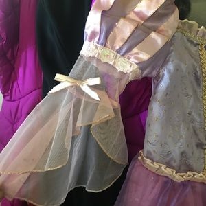 Costume dress 👗 rapunzel.